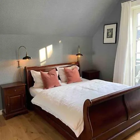 Villa Big 10 Min Walk From Citycenter-swimmingpool