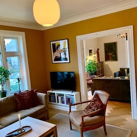 Big 10 Min Walk From Citycenter-swimmingpool * Stavanger